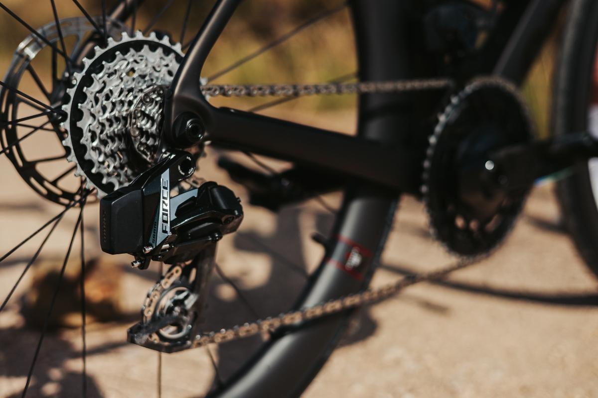 Understanding SRAM Force AXS: A Rider’s Guide