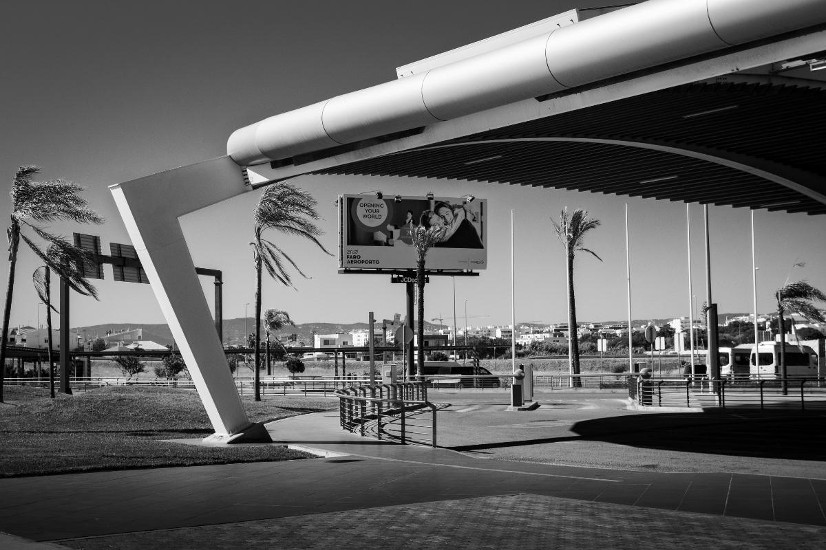 Faro Airport to Your Algarve Hotel: Transfers, Trains, Buses and Hire Cars