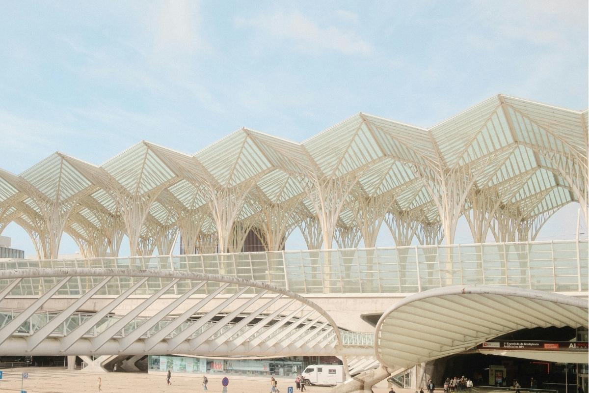 Lisbon Airport to the Algarve: Train, Bus, Hire Car or Transfer